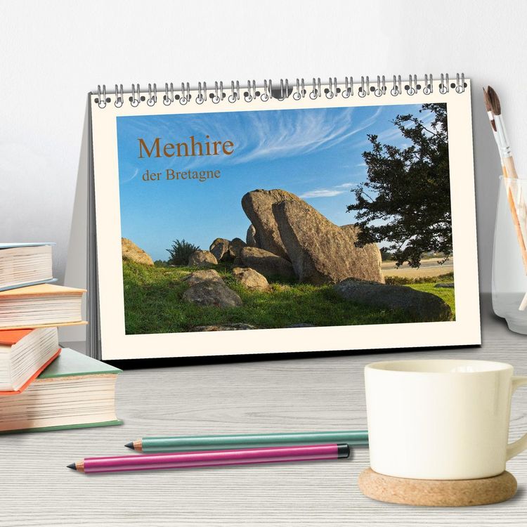Produktbild: Menhire der Bretagne (Tischkalender 2026 DIN A5 quer), CALVENDO Monatskalender