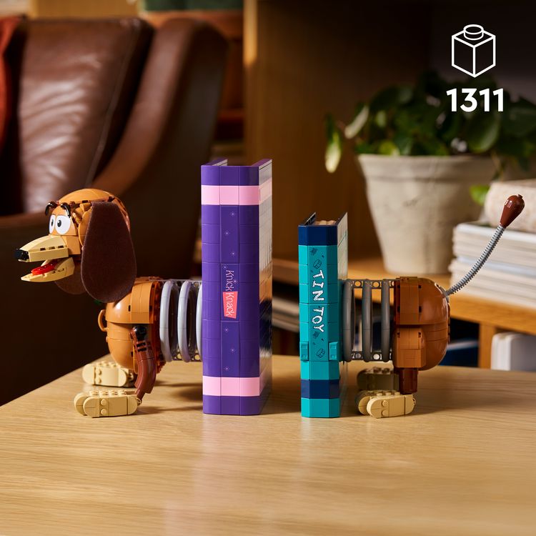 Produktbild: LEGO ǀ Disney and Pixar 43301 Toy Story: Slinky-Buchst&uuml;tzen, Modellbau