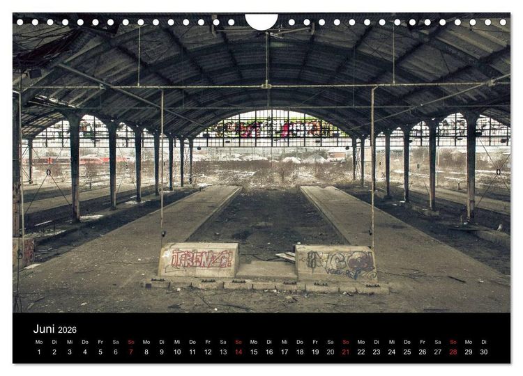 Produktbild: Verlassene Orte. Alter Postbahnhof Leipzig (Wandkalender 2026 DIN A4 quer), CALVENDO Monatskalender