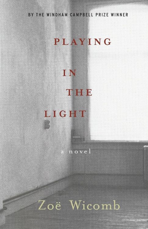Produktbild: Playing in the Light