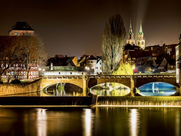 Produktbild: Blick auf die Maxbr&uuml;cke vom Kettensteg aus (Puzzle)