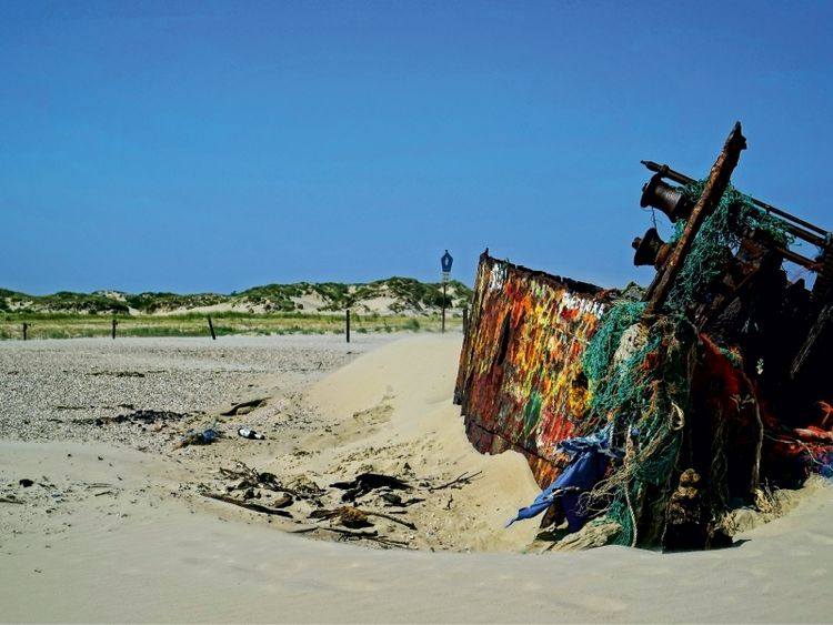 Produktbild: CALVENDO Puzzle Das Wrack am Ende der Insel | 1000 Teile Lege-Gr&ouml;&szlig;e 64x48cm Foto-Puzzle f&uuml;r gl&uuml;ckliche Stunden