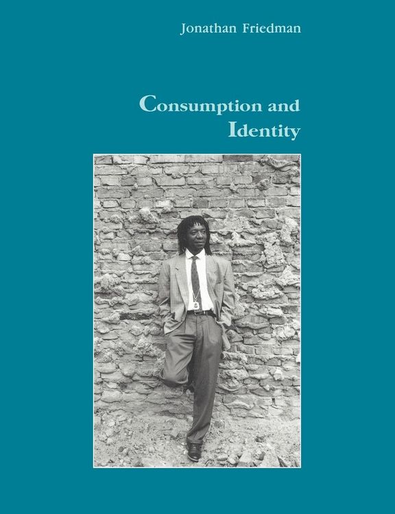 Produktbild: Consumption and Identity