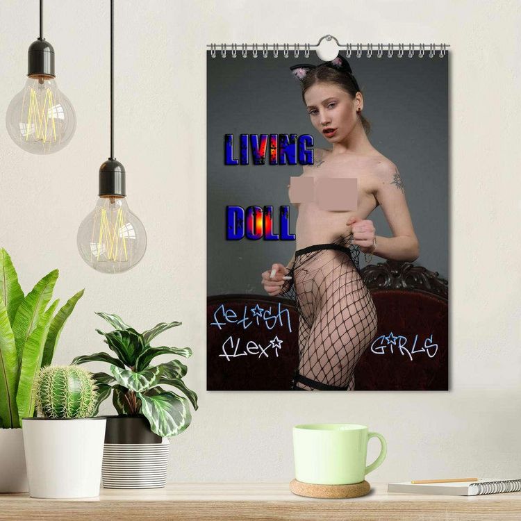 Produktbild: Living Doll - Fetish Flexi Girls (Wandkalender 2026 DIN A4 hoch), CALVENDO Monatskalender