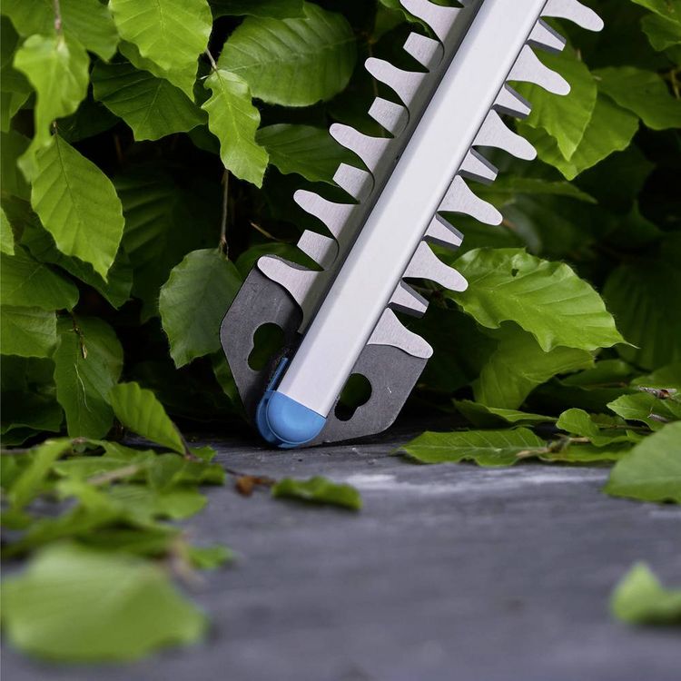 Produktbild: GARDENA Akku-Heckenschere EasyCut 45/18V P4A solo Akku Akku-Heckenschere Li-Ion 450mm