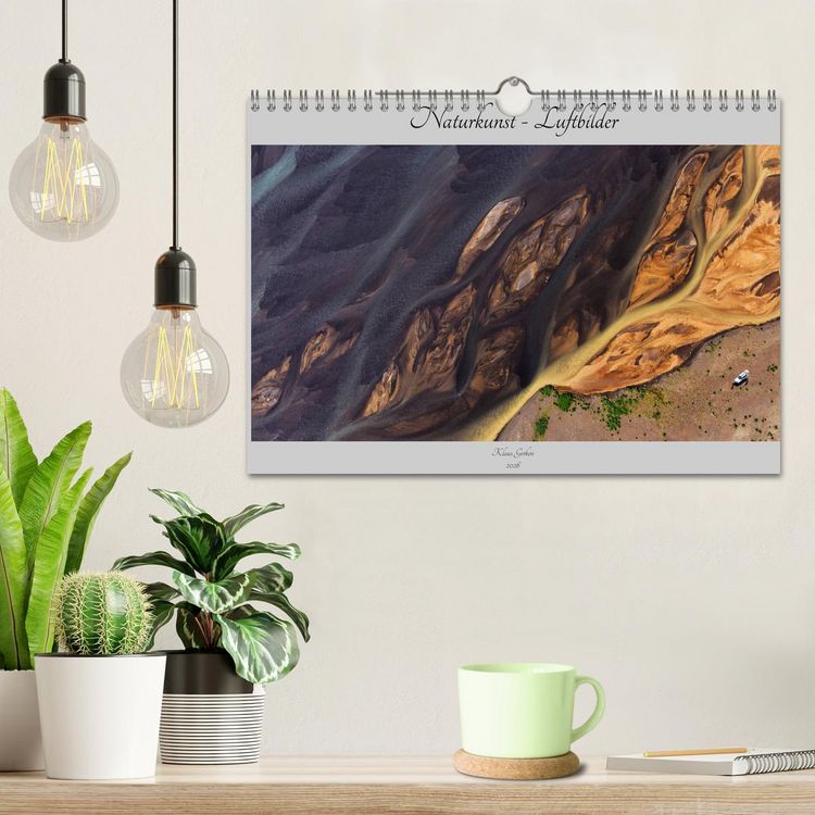 Produktbild: Naturkunst - Luftbilder (Wandkalender 2026 DIN A4 quer), CALVENDO Monatskalender