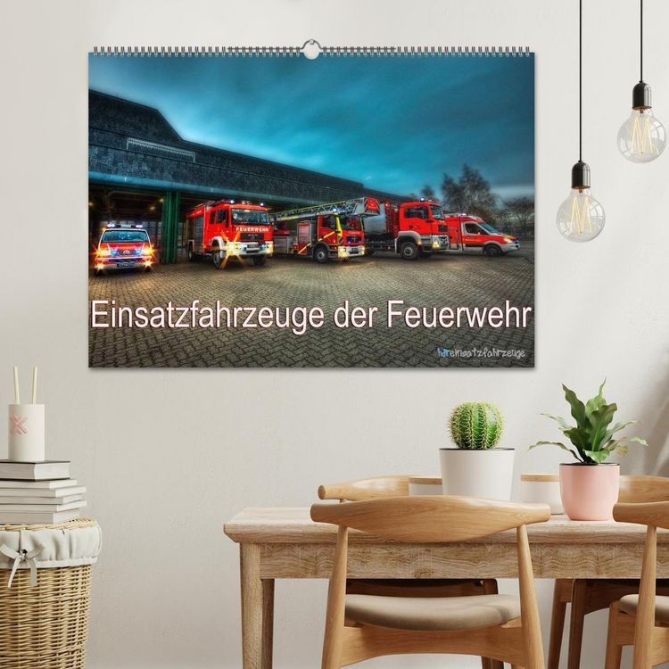 Produktbild: Einsatzfahrzeuge der Feuerwehr (Wandkalender 2026 DIN A2 quer), CALVENDO Monatskalender
