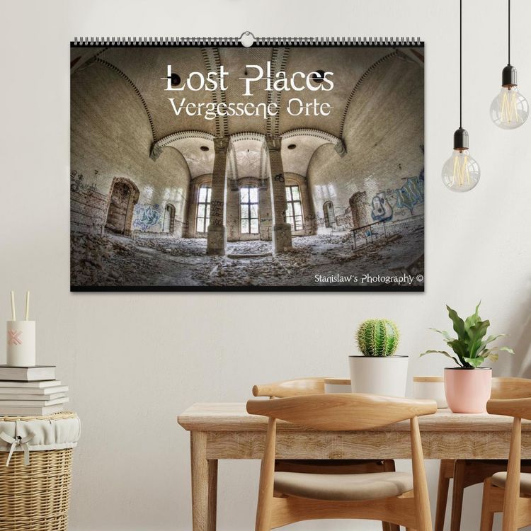 Produktbild: Lost Places, Vergessene Orte / AT-Version (Wandkalender 2026 DIN A2 quer), CALVENDO Monatskalender