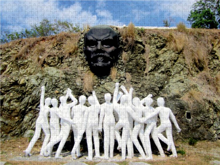 Produktbild: CALVENDO Puzzle Lenin-Gedenkst&auml;tte in Havanna 1000 Teile Lege-Gr&ouml;&szlig;e 64 x 48 cm Foto-Puzzle Bild von Henning von L&ouml;wis of Menar