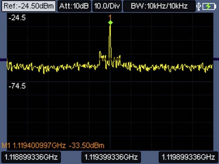 Produktbild: VOLTCRAFT DSA-3100 Hand-Oszilloskop 100 MHz 2-Kanal 500 MSa/s 8 kpts 8 Bit Handger&auml;t, Multimeter-Funktionen, Spectrum-Analyser 1 St.