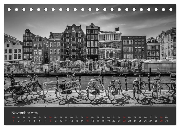 Produktbild: URBANE FOTOGRAFIE Zw&ouml;lf klassische Impressionen (Tischkalender 2026 DIN A5 quer), CALVENDO Monatskalender