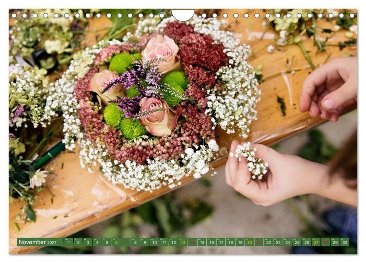 Produktbild: FLORISTIK - Im Reich der Blumen (Wandkalender 2027 DIN A4 quer), CALVENDO Monatskalender