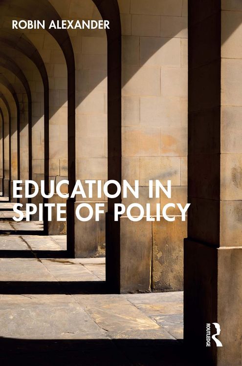 Produktbild: Education in Spite of Policy