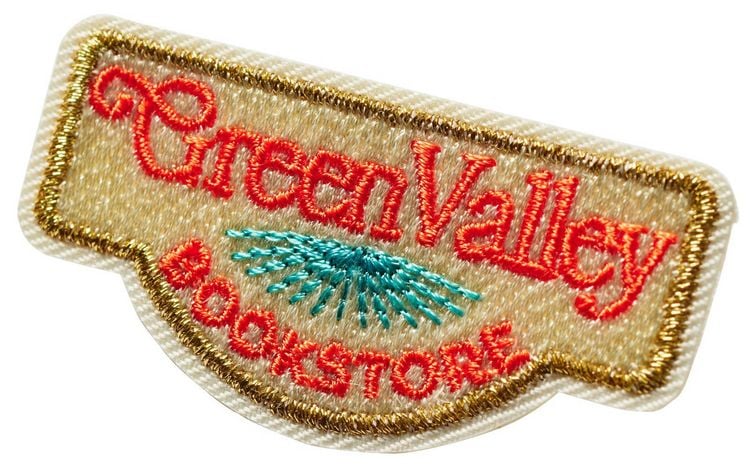 Produktbild: Lesegl&uuml;ck-Anstecker &raquo;Green Valley Bookstore&laquo;