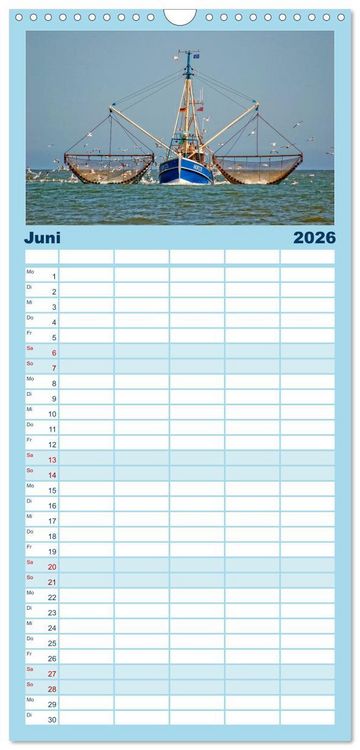 Produktbild: Familienplaner 2026 - Maritime Augenblicke - Fischkutter mit 5 Spalten (Wandkalender, 21 x 45 cm) CALVENDO