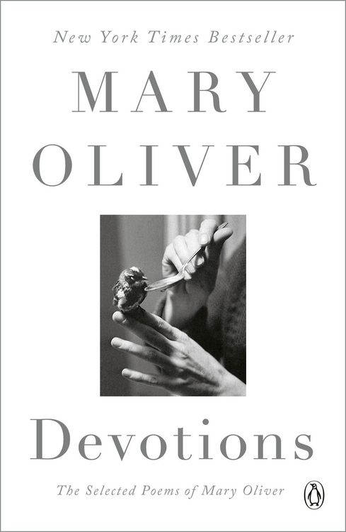 Produktbild: Devotions: A Read with Jenna Pick