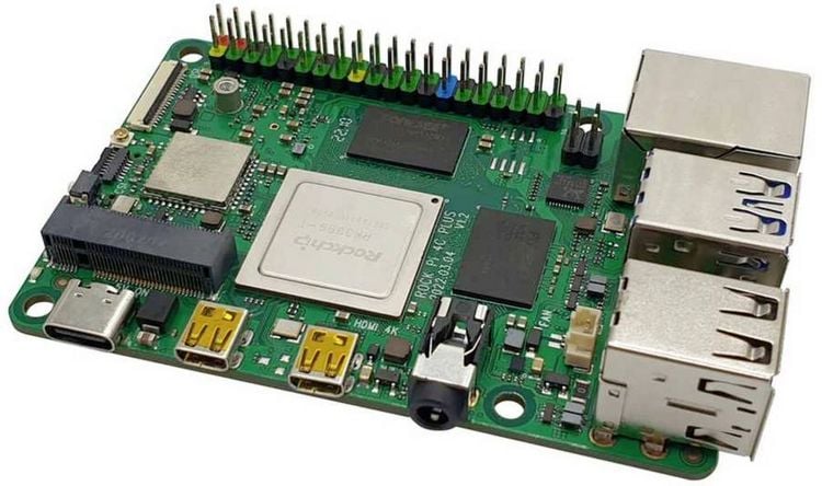 Produktbild: Radxa RS114CP-D4 Rock 4 C+ 4GB 6 x 2.4GHz