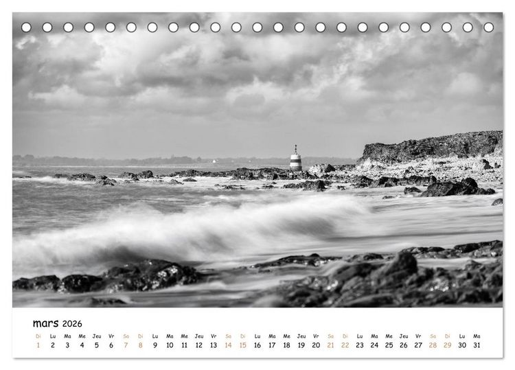 Produktbild: Terres de contraste &ndash; Une ann&eacute;e en monochrome (Calendrier de bureau 2026 DIN A5 vertical), CALVENDO calendrier mensuel