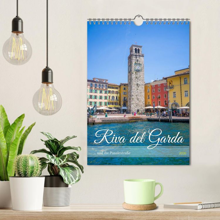 Produktbild: Riva del Garda ... und die Ponalestra&szlig;e (Wandkalender 2026 DIN A4 hoch), CALVENDO Monatskalender