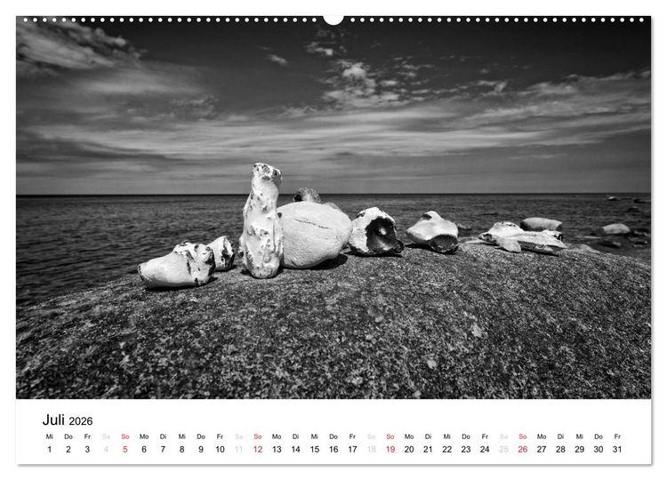 Produktbild: Ostseebad Zingst - Impressionen in Schwarz-Wei&szlig; (hochwertiger Premium Wandkalender 2026 DIN A2 quer), Kunstdruck in Hochglanz