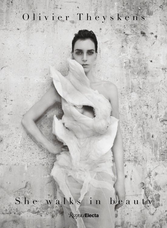 Produktbild: Olivier Theyskens