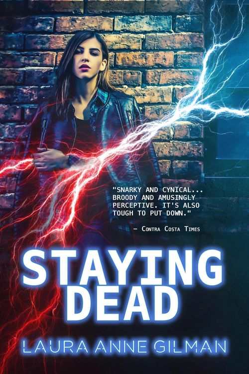 Produktbild: Staying Dead (Retrievers, #1)