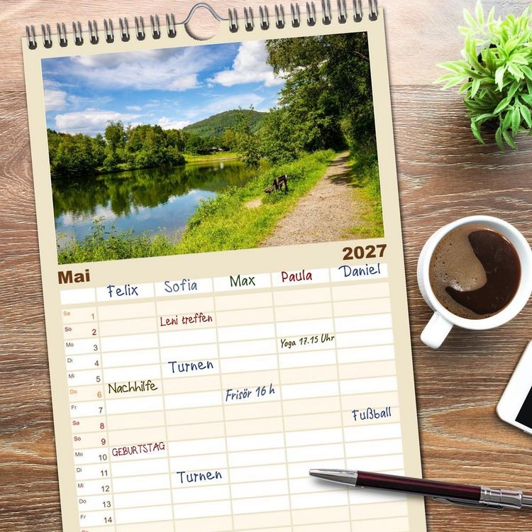 Produktbild: Familienplaner 2027 - Sauerland - Land der tausend Berge mit 5 Spalten (Wandkalender, 21 x 45 cm) CALVENDO