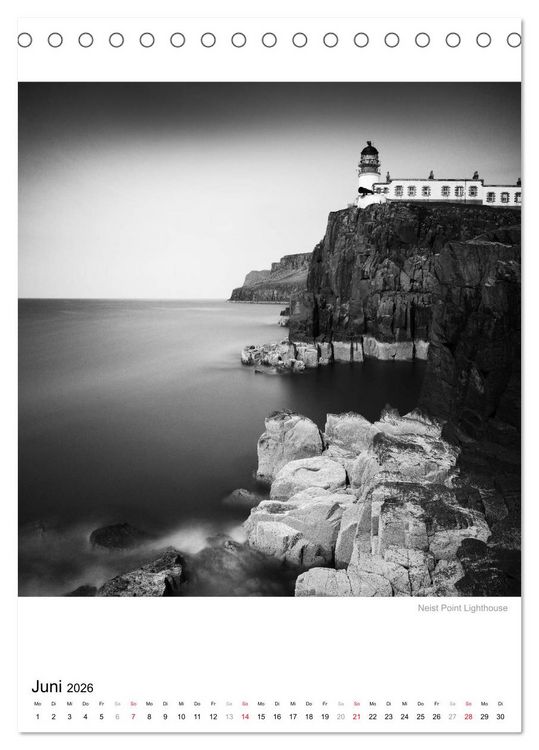 Produktbild: Isle of Skye - Langzeitbelichtungen in Schwarzwei&szlig; (Tischkalender 2026 DIN A5 hoch), CALVENDO Monatskalender