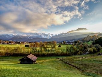 Produktbild: CALVENDO Puzzle Oberstdorf | 1000 Teile Lege-Gr&ouml;&szlig;e 64x48cm Foto-Puzzle f&uuml;r gl&uuml;ckliche Stunden