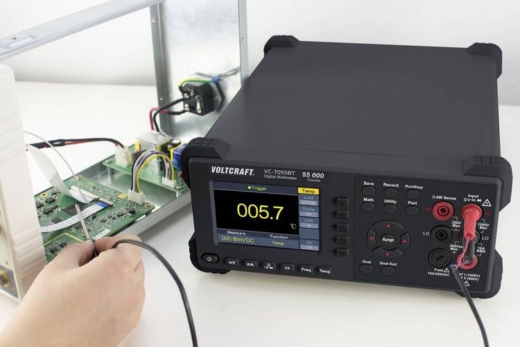 Produktbild: VOLTCRAFT VC-7055BT Tisch-Multimeter digital Datenlogger CAT I 1000 V, CAT II 600 V Anzeige (Counts): 55000
