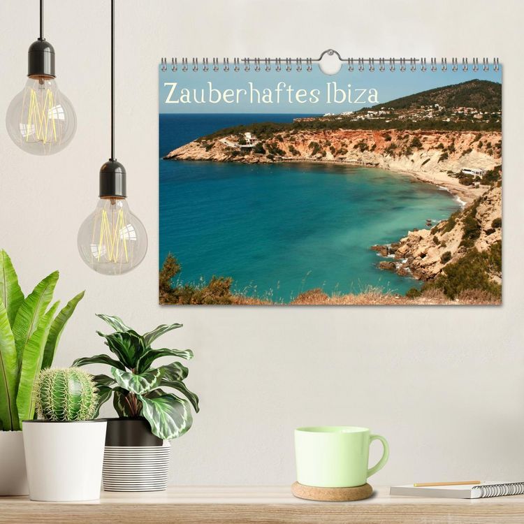 Produktbild: Zauberhaftes Ibiza (Wandkalender 2026 DIN A4 quer), CALVENDO Monatskalender