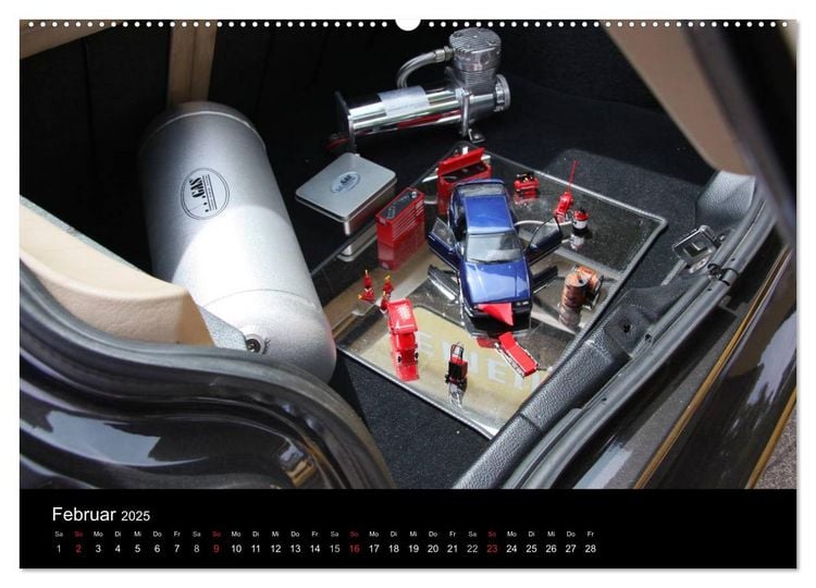 Produktbild: Motor-Show (Wandkalender 2025 DIN A2 quer), CALVENDO Monatskalender