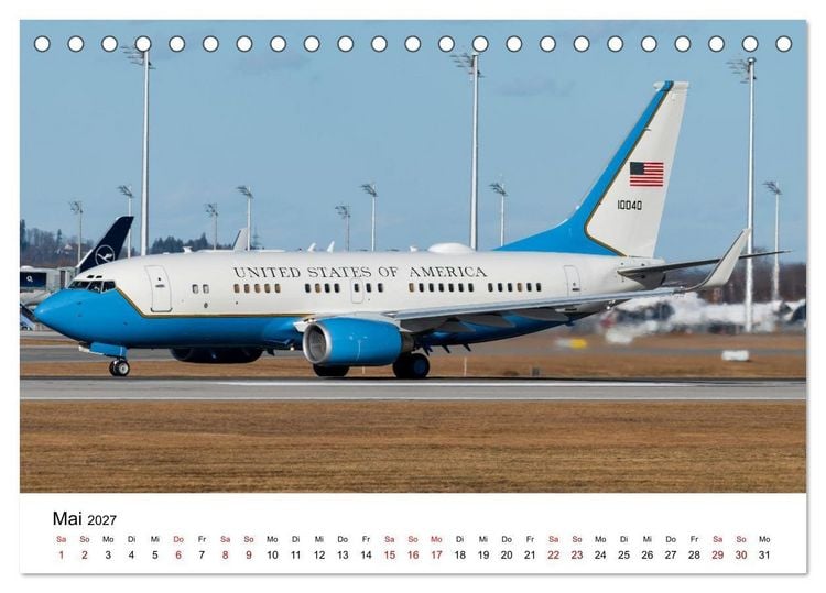 Produktbild: Boeing 737 - Die Baby Boeing (Tischkalender 2027 DIN A5 quer), CALVENDO Monatskalender