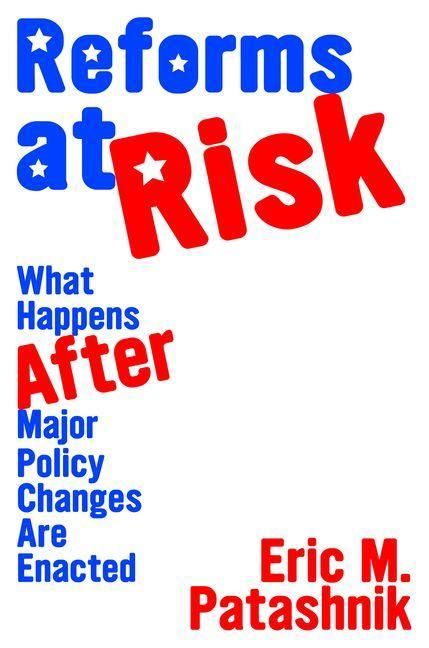 Produktbild: Reforms at Risk