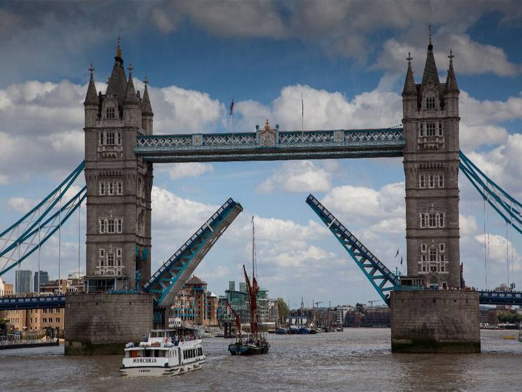 Produktbild: CALVENDO Puzzle Towerbridge | 1000 Teile Lege-Gr&ouml;&szlig;e 64x48cm Foto-Puzzle f&uuml;r gl&uuml;ckliche Stunden