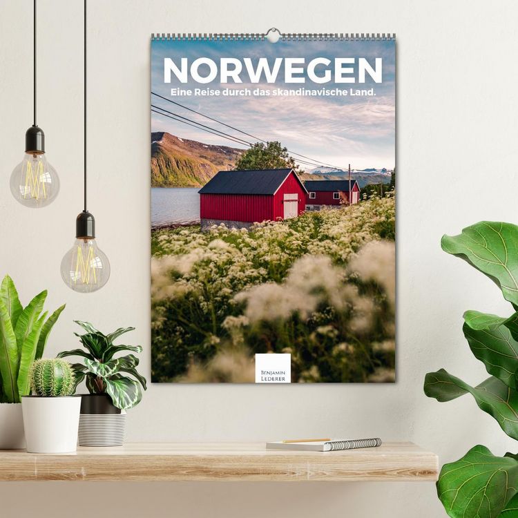 Produktbild: Norwegen - Eine Reise durch das skandinavische Land. (Wandkalender 2026 DIN A2 hoch), CALVENDO Monatskalender