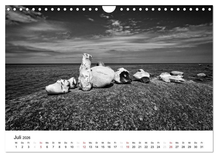 Produktbild: Ostseebad Zingst - Impressionen in Schwarz-Wei&szlig; (Wandkalender 2026 DIN A4 quer), CALVENDO Monatskalender