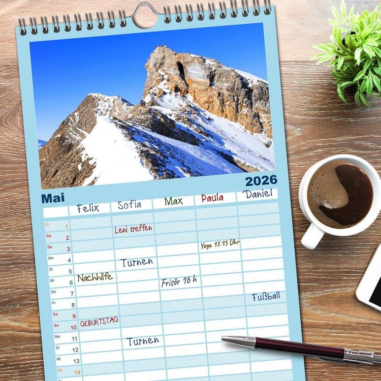 Produktbild: Familienplaner 2026 - Schweizer Berggipfel mit 5 Spalten (Wandkalender, 21 x 45 cm) CALVENDO