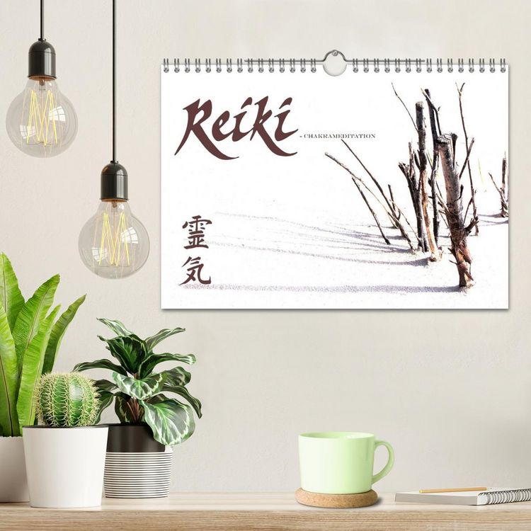 Produktbild: REIKI - Chakrameditation (Wandkalender 2026 DIN A4 quer), CALVENDO Monatskalender