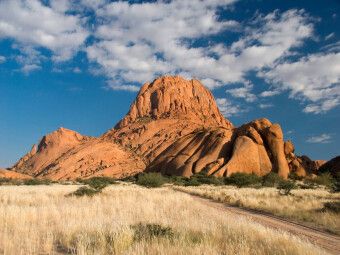 Produktbild: CALVENDO Puzzle Spitzkoppe | 1000 Teile Lege-Gr&ouml;&szlig;e 64x48cm Foto-Puzzle f&uuml;r gl&uuml;ckliche Stunden