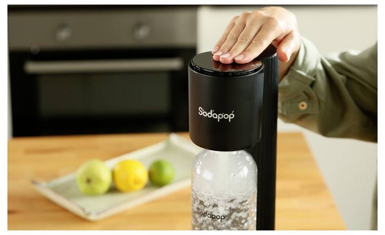 Produktbild: SODAPOP Wassersprudler Cooper Pro, schwarz, 1x 850ml PET-Flasche