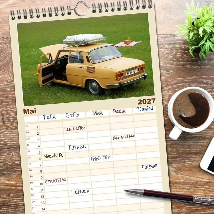 Produktbild: Familienplaner 2027 - Der Stolz vergangener Zeiten mit 5 Spalten (Wandkalender, 21 x 45 cm) CALVENDO