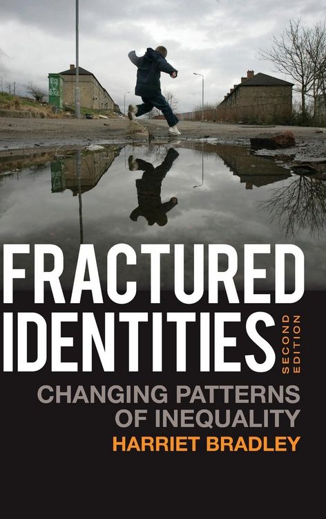 Produktbild: Fractured Identities (Revised)