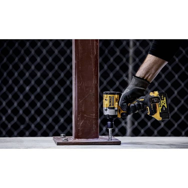 Produktbild: DEWALT DCF921NT-XJ Akku-Schlagschrauber