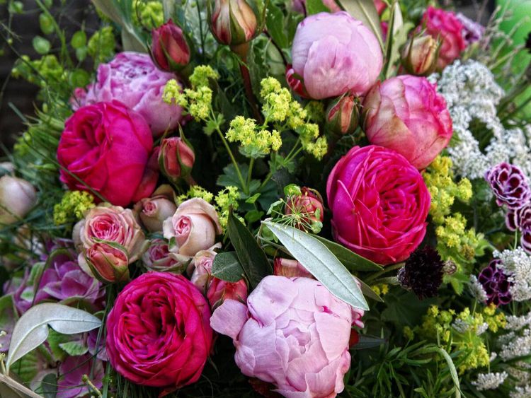 Produktbild: CALVENDO Puzzle Bunter Blumenstrauss | 1000 Teile Lege-Gr&ouml;&szlig;e 64x48cm Foto-Puzzle f&uuml;r gl&uuml;ckliche Stunden