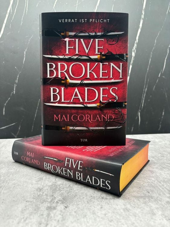 Produktbild: Five Broken Blades