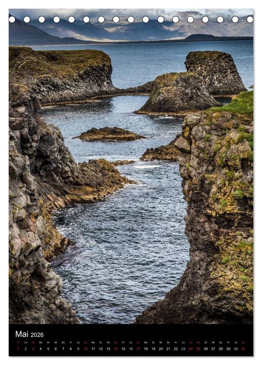 Produktbild: Island - Landschaften vom Wasser gepr&auml;gt (Tischkalender 2026 DIN A5 hoch), CALVENDO Monatskalender