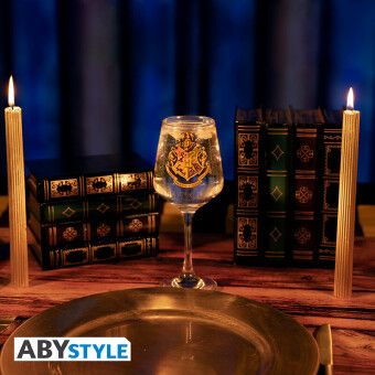 Produktbild: HARRY POTTER - Stemmed glass - "Hogwarts Crest"