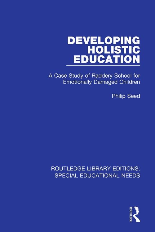 Produktbild: Developing Holistic Education