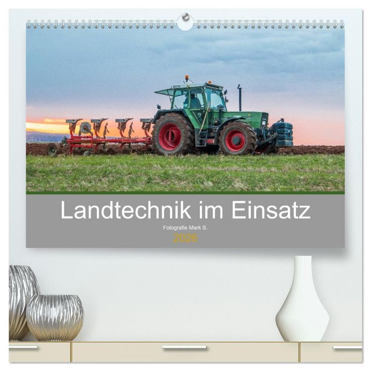 Produktbild: Landtechnik im Einsatz (hochwertiger Premium Wandkalender 2026 DIN A2 quer), Kunstdruck in Hochglanz